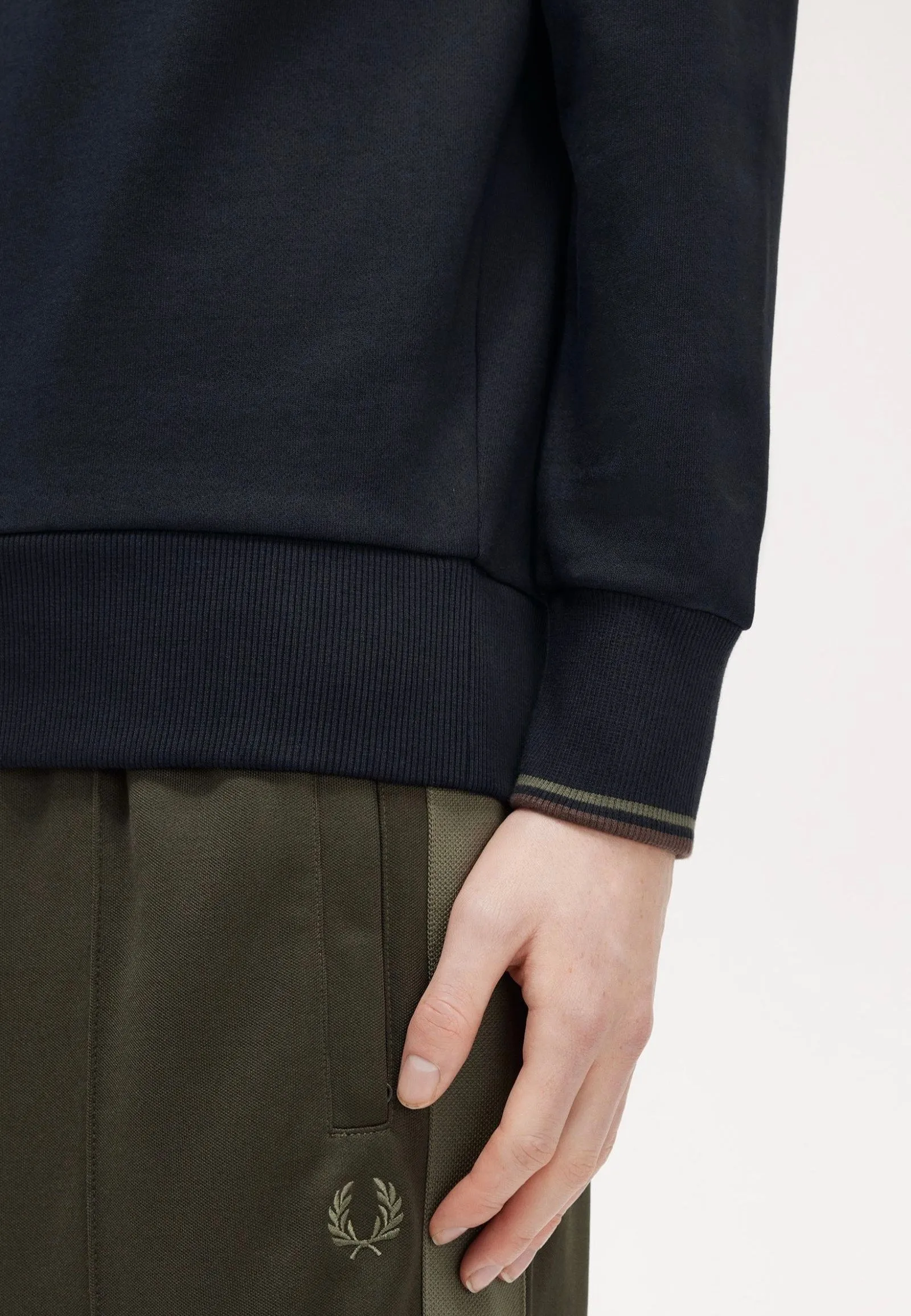 Fred Perry - Crew Neck Nvy/Lrlwgrn/Bric - Sweater