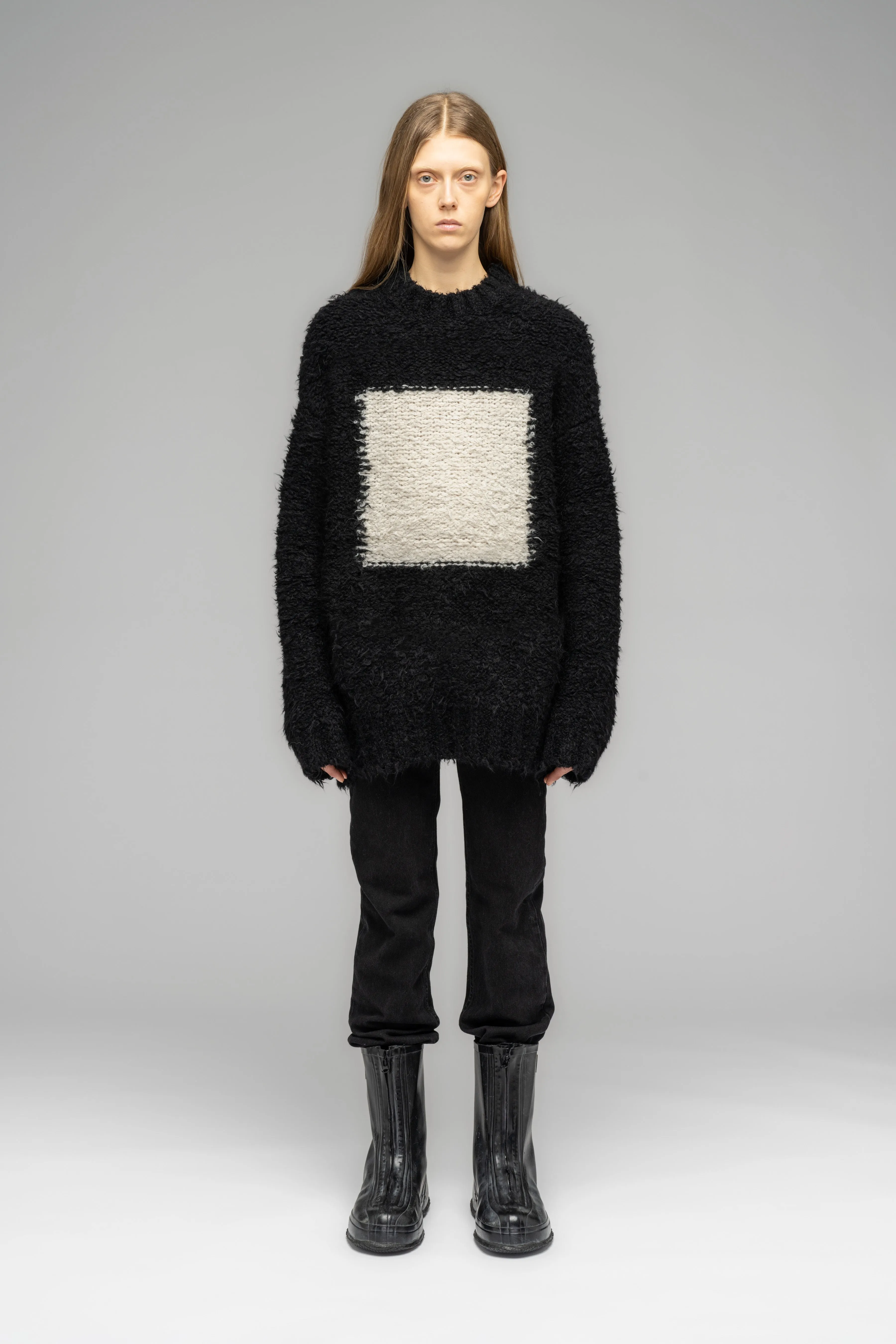 GROUNDFORM SQUARE SHAG SWEATER