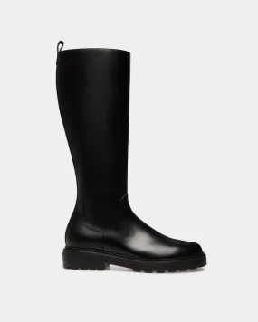 Gusto Boot in Black Leather 