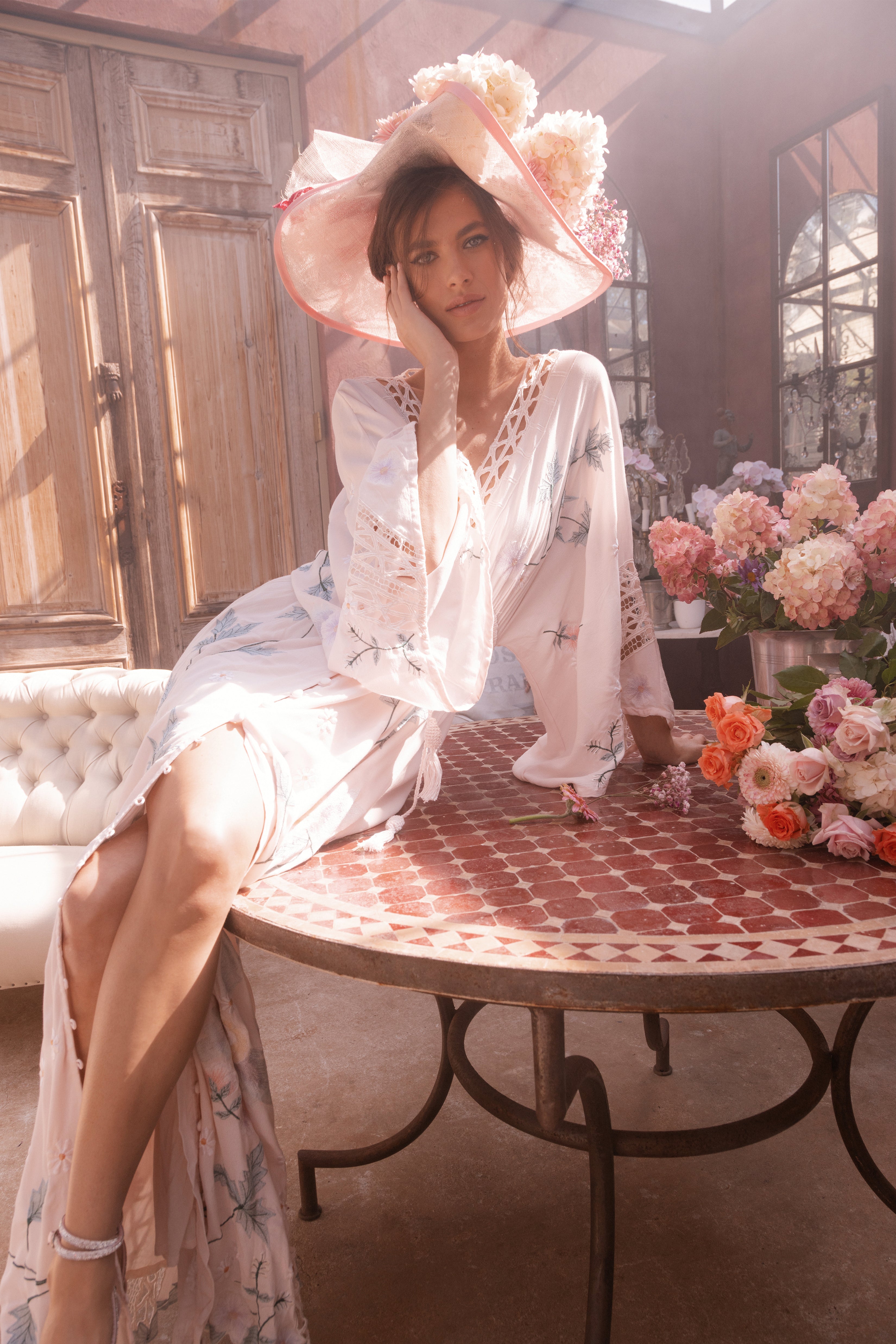 I AM LOLA - Embroidered Duster & Maxi Dress in Pink Marshmallow