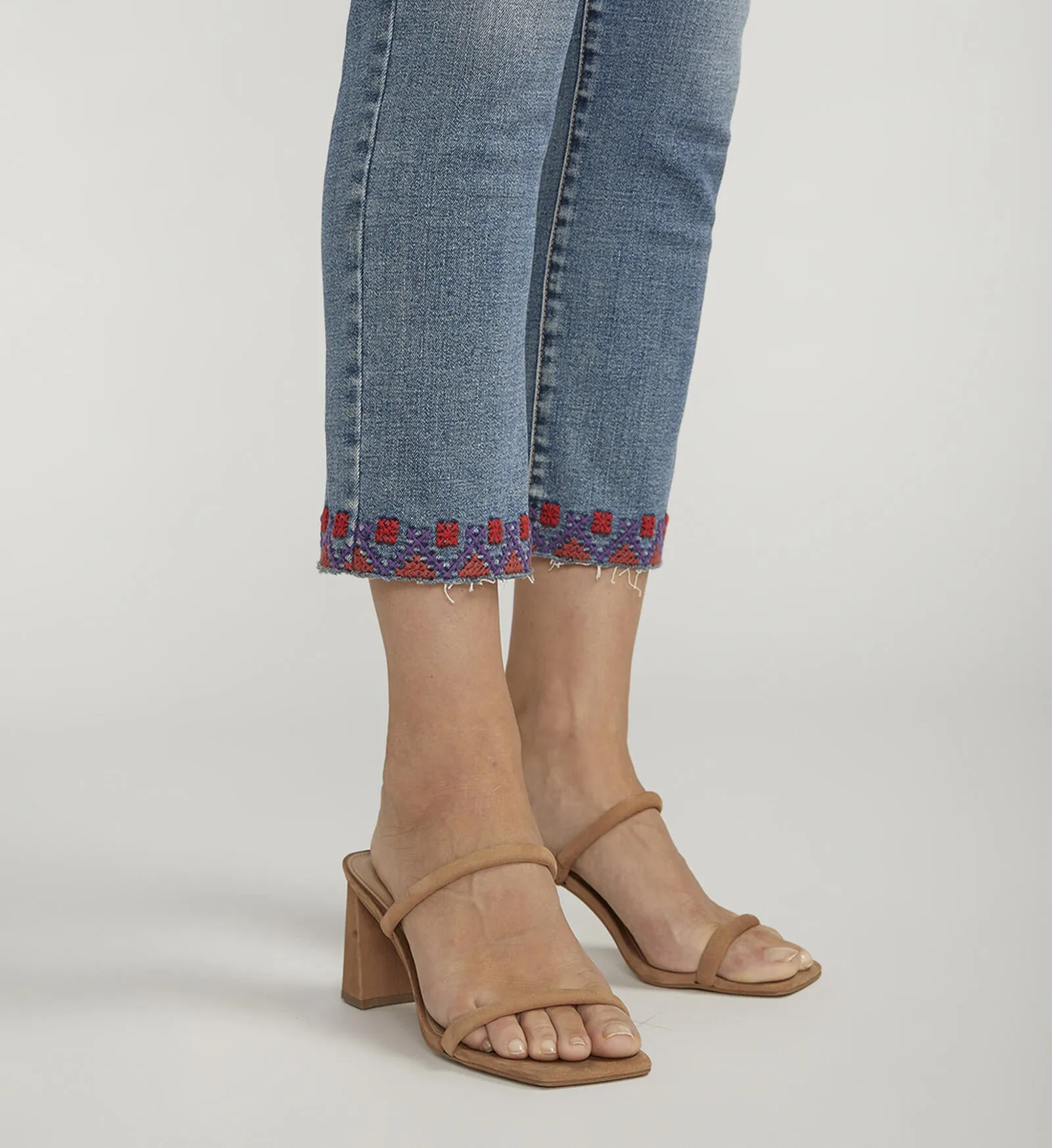 Maya Mid Rise Capris