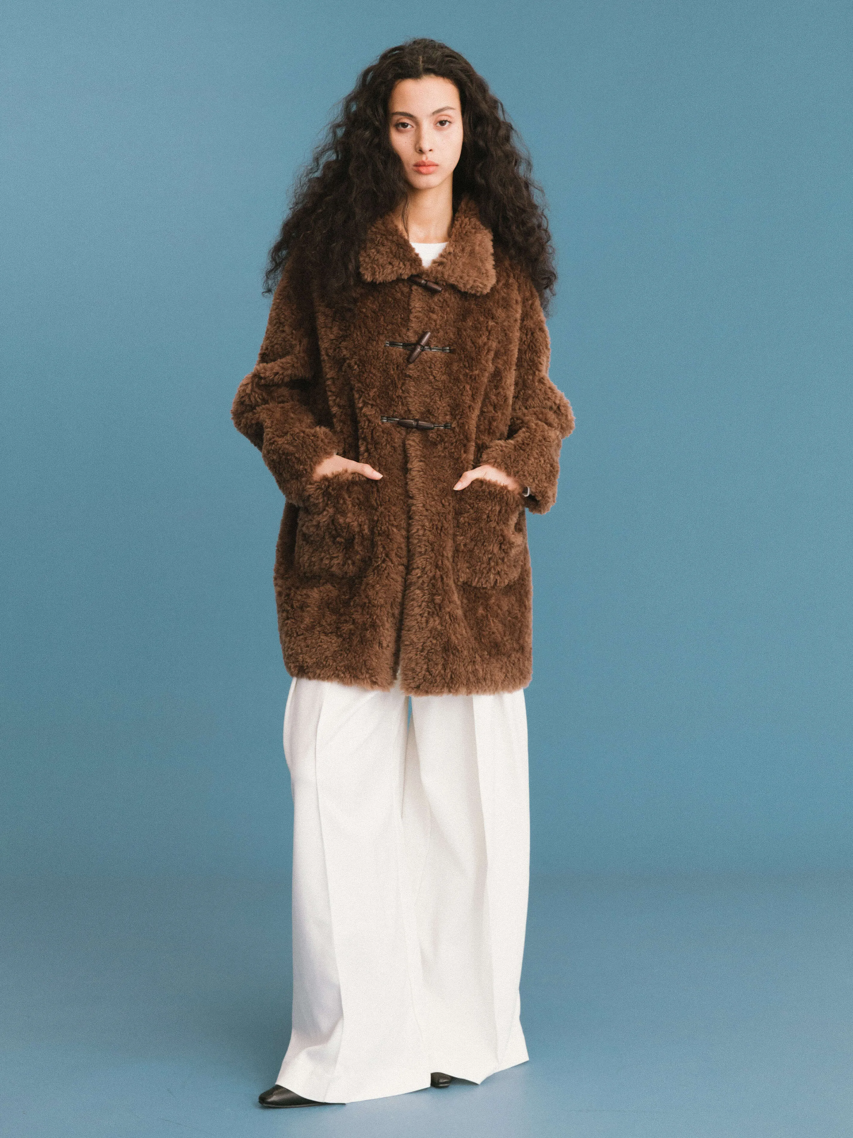 ONE BY CUBIC Hign Collar Furry 100% Wool Coat