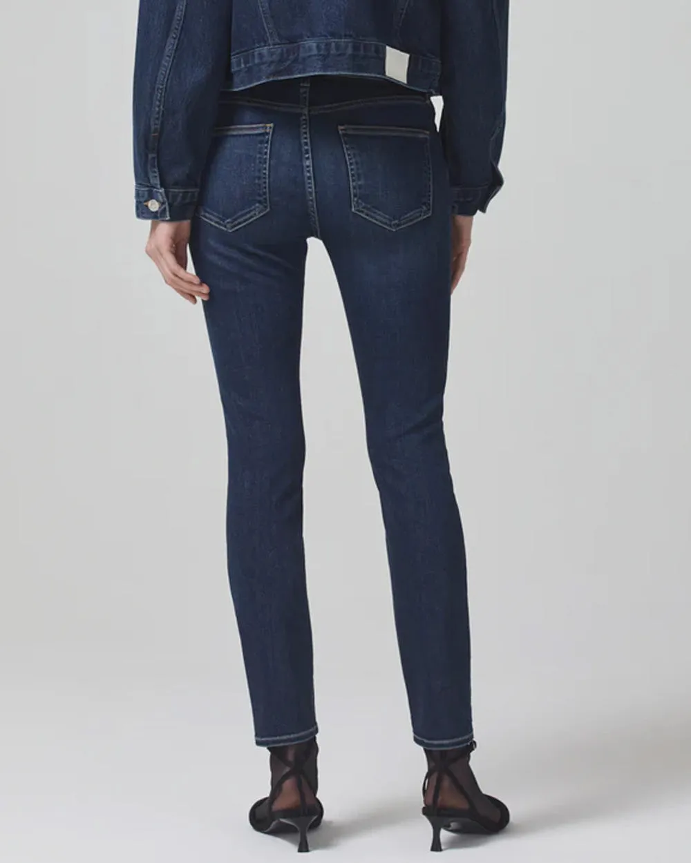 Rocket Ankle Mid Rise Skinny Jean in Courtland